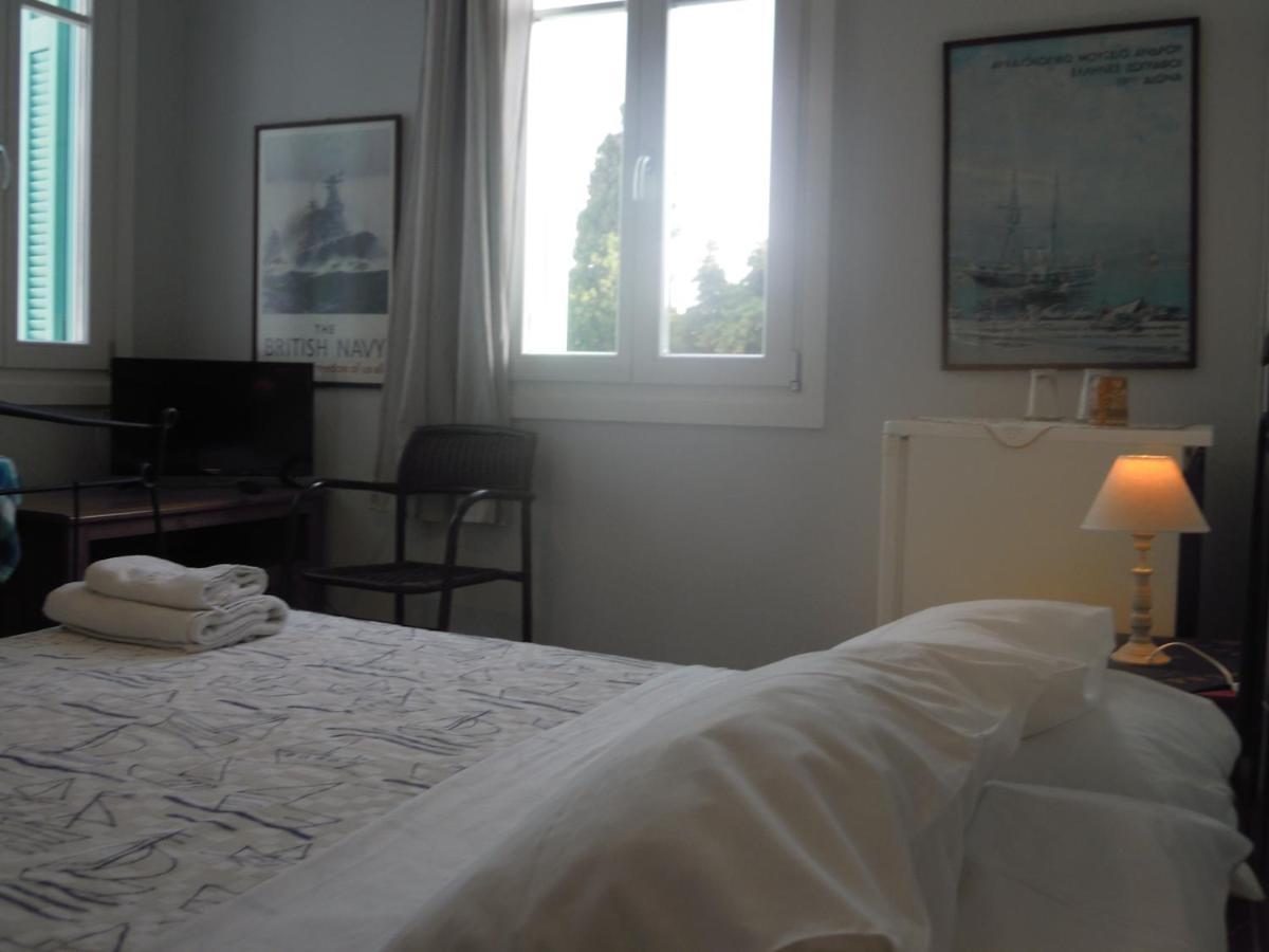 Blue Dolphin Hotel Bací Kültér fotó